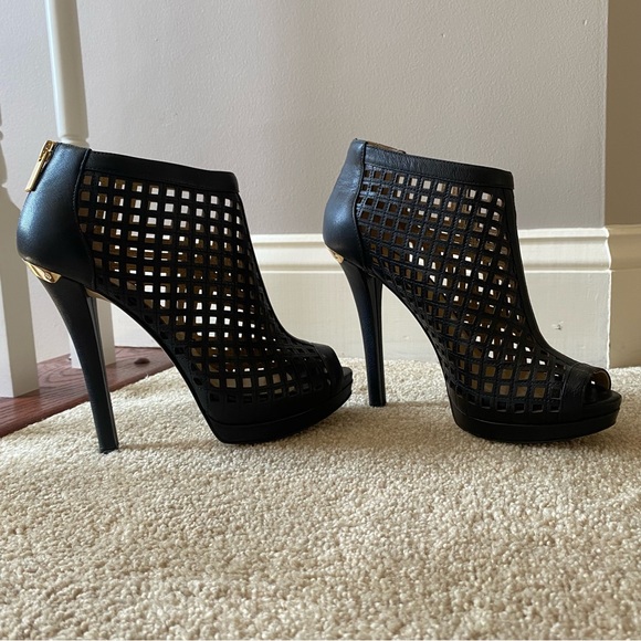 🚫Sold Ⓜ️erc🅰️ri Michael Kors Caged Heels 7.5 - Picture 3 of 11